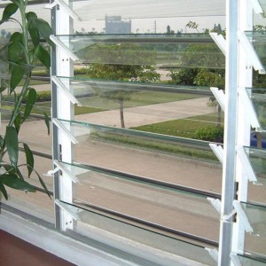 ЛУВР СТЕКЛО