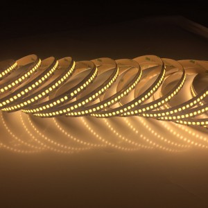 Высокое качество 240LED на метр Smd 2835 Высокая яркость 12v LED Гибкая светодиодная лента