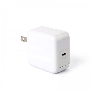 KPS-8409LC PD 18W дорожное зарядное устройство