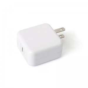 KPS-8409LC PD 18W дорожное зарядное устройство