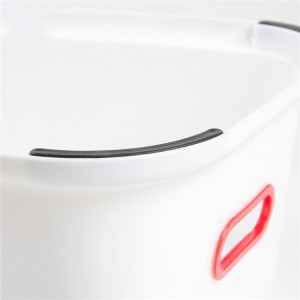 Ступенька из пластика Kids Step, идеально подходит для приучения к горшку и использования в ванной