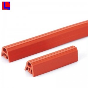 Изготовленная на заказ силиконовая лента для экструдированных уплотнений