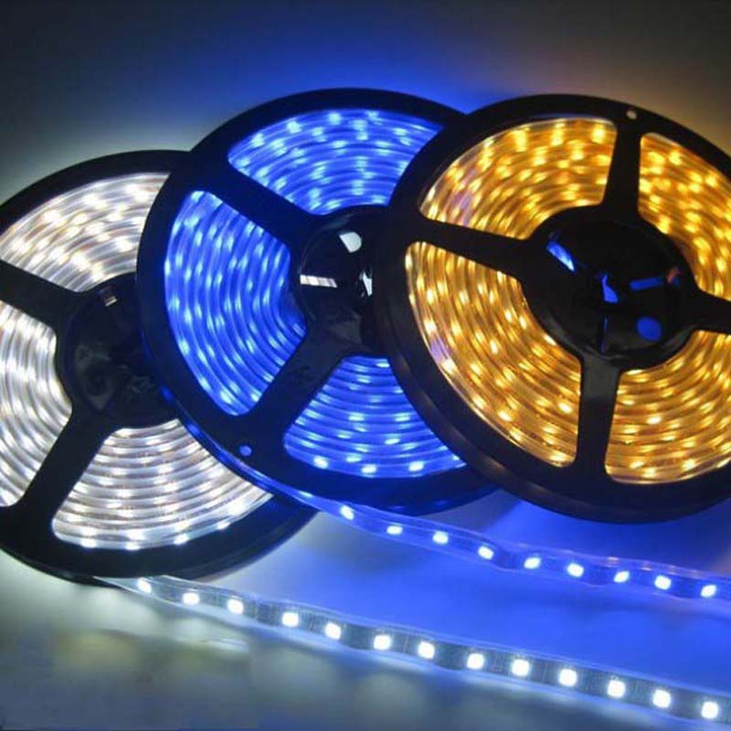 Светодиодные ленты RGB красочные полосы света на Рождество / праздничные украшения