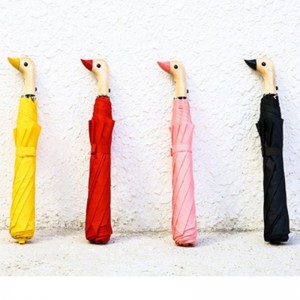 2019 Авто открытый Желтая утка с деревянной ручкой крючок 2 складной зонт