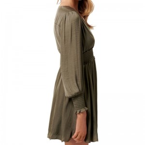 Горячее надувательство хаки с длинным рукавом женщин мини-платье