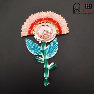 Последняя вышивка с цветами и цветами