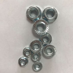 фланцевая гайка