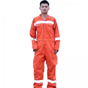 Персонализация одежды в несколько основных факторов, влияющих на цену