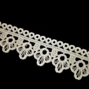 Высочайшее качество кружева из молочного шелка с отделкой из полиэстера толщиной 2,1 см. Отделка из гипюрового кружева