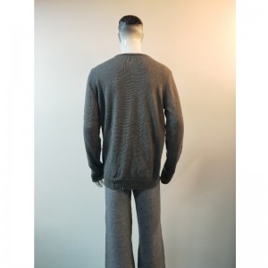 Свитер с серым волком и принтом RLMS0057F