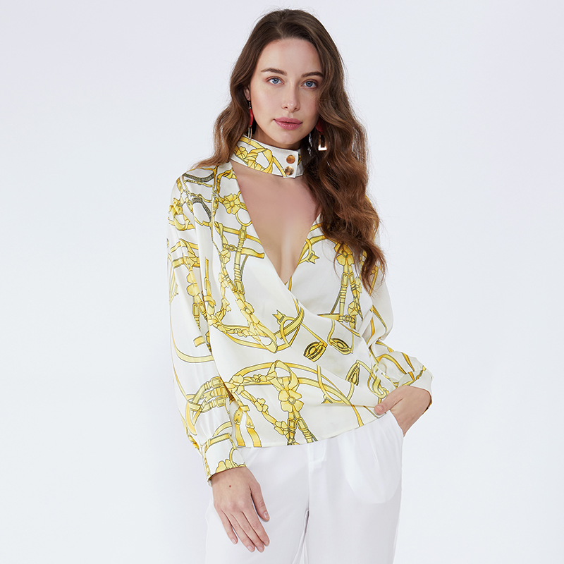 БОЛЬШАЯ ФАБРИКА ЖЕНСКОЙ ОДЕЖДЫ ДАЕТ МНЕНИЕ, НУЖНА ЛИ НОВАЯ ОДЕЖДА ПЕРЕД ИХ ПЕРВЫМ ИЗНОШЕНИЕМ?