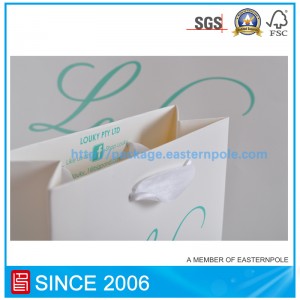 Вторичный материал бумажный мешок для одежды