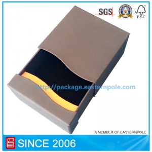 Бумажная коробка для косметики ручной работы с картонной вставкой