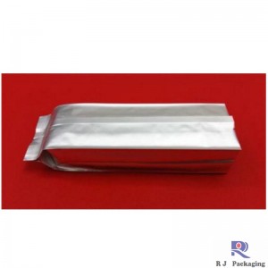 пакет из чистого серебра и бычьей кожи