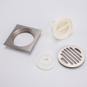 Унитаз из латуни с нишевой душевой решеткой