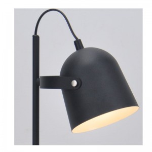 Настольная лампа с металлическим абажуром и функцией регулировки абажура, плоское основание