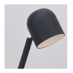 Светодиодная настольная лампа с функцией регулировки