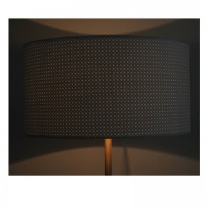 Современная напольная лампа с тканевым абажуром