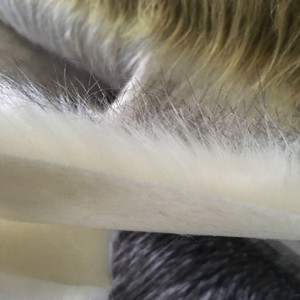 ковровый высокошерстяной трикотаж и аксессуары