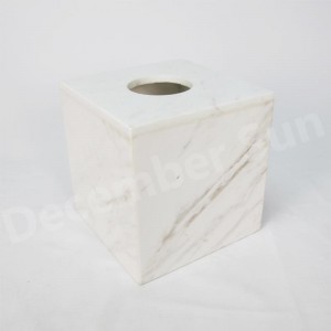 Набор элегантных и изящных аксессуаров для ванной из белого мрамора