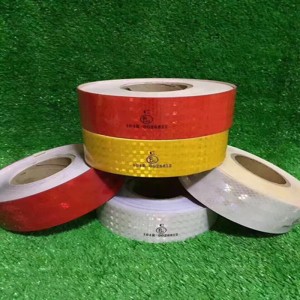 светоотражающая лента для безопасности грузовика