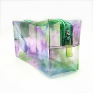 ПВХ косметичка2