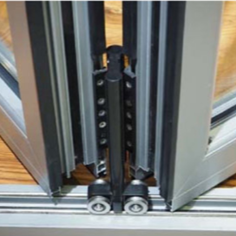 WT80 BI-FOLDING DOOR