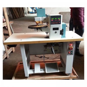 автоматическая машина для склеивания обуви