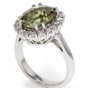 Zultanite камень Zultanite ювелирные изделия Zultanite драгоценный камень Zultanite изменяя цвет