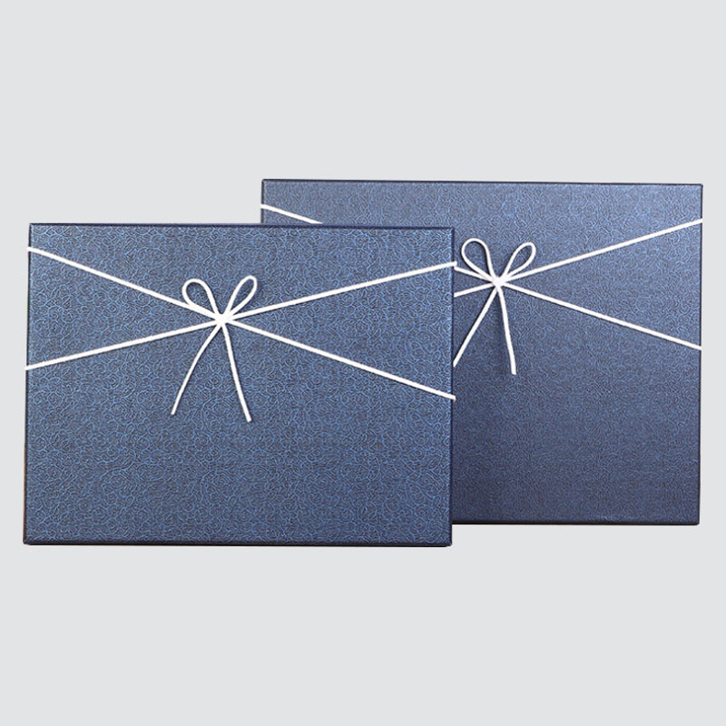 Коробка размера коробки одежды простого стиля декоративная коробка подарка галстука-бабочки