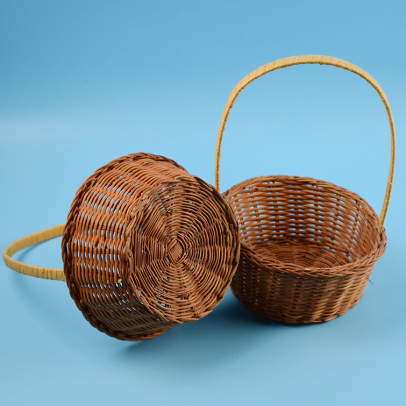 плетеная корзина