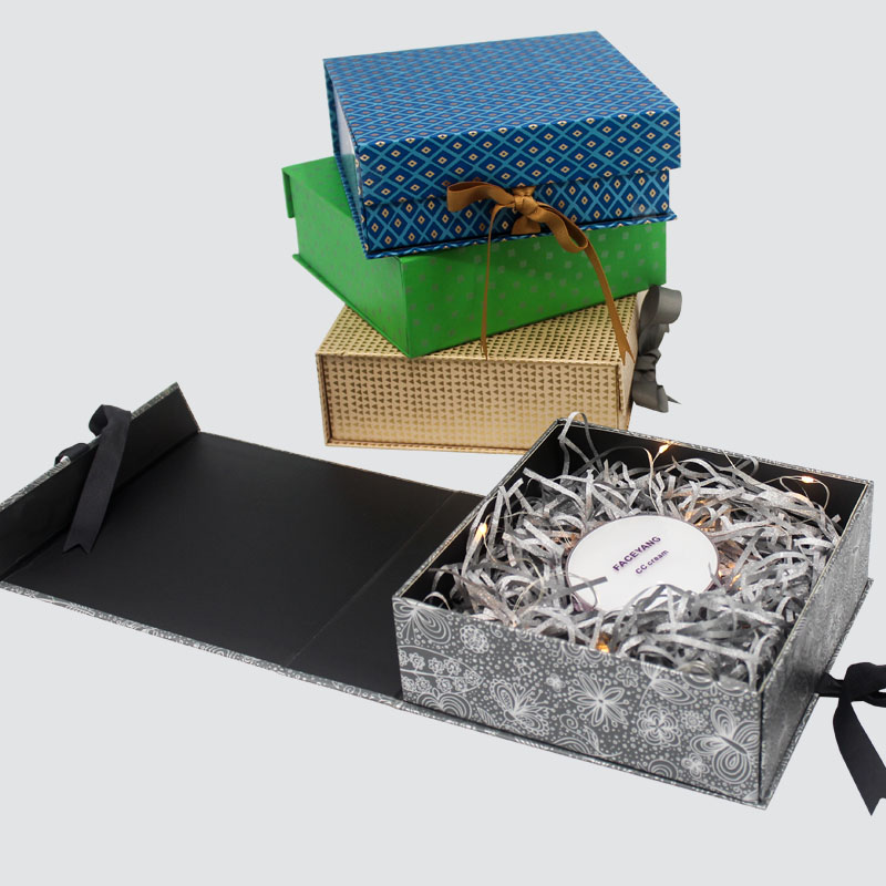 легко ломать подарочную коробку с пищевыми свечами