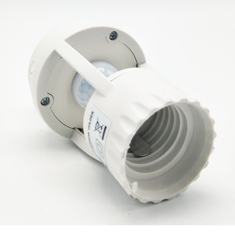 P32 PIR Motion E26 / E27 Гнездо с винтовой лампой