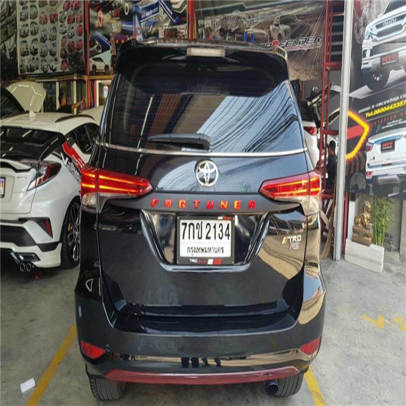Багажник с подсветкой для Toyota Fortuner, стоп-сигнал для Toyota Fortuner