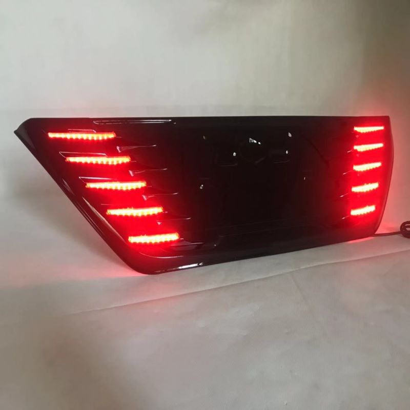После таблички со светодиодной подсветкой для Toyota Fortuner, стоп-сигнал для Toyota Fortuner