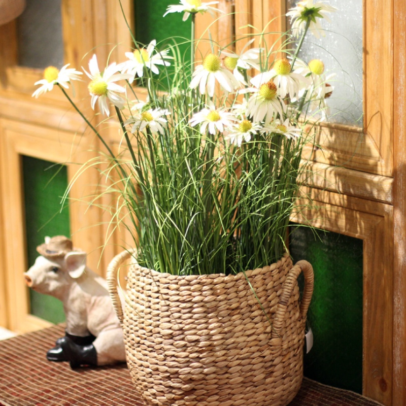 Соломенная корзина для хранения