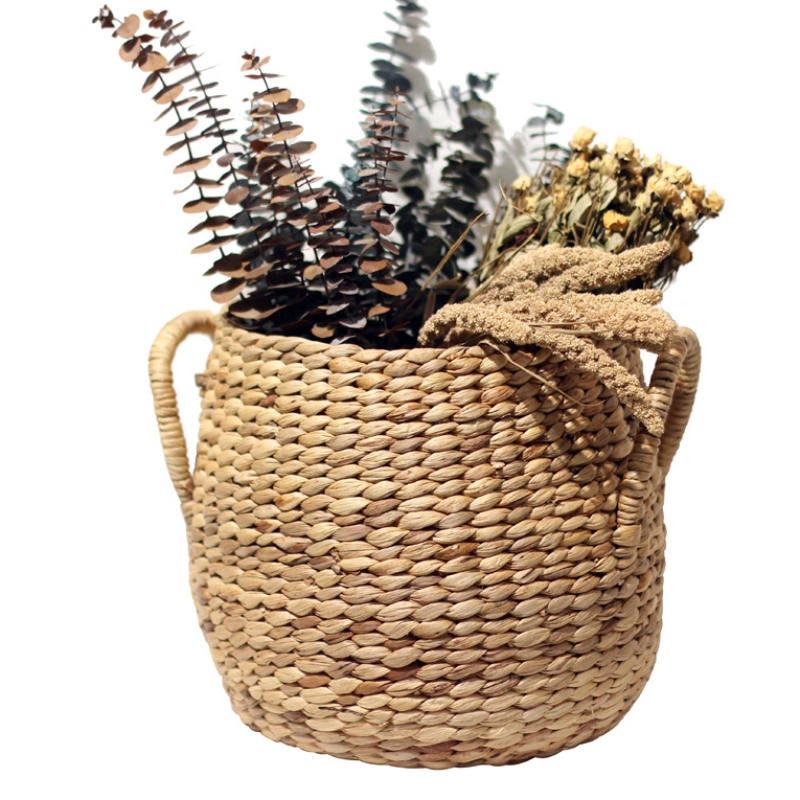 Соломенная корзина для хранения