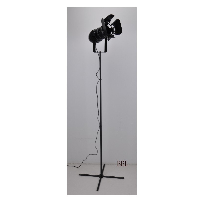 Фильм напольный светильник-1 с U-образным кронштейном, может регулировать направление