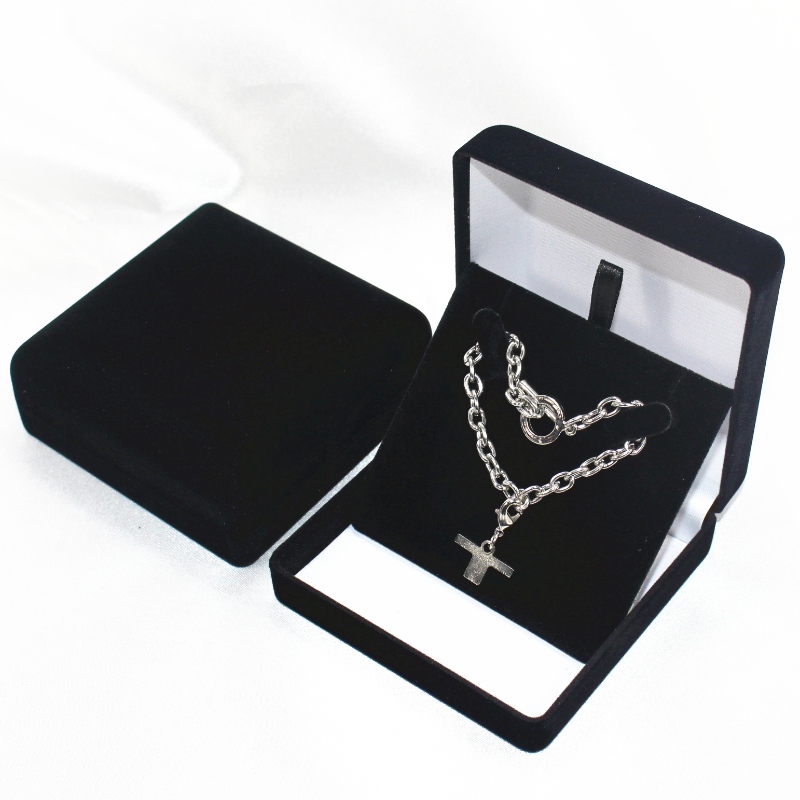 Пункт D-33 Бархатная коробка круглой формы для медали, монеты и значка, мм. 90 * 90 * 39 мм, вес около 78 г