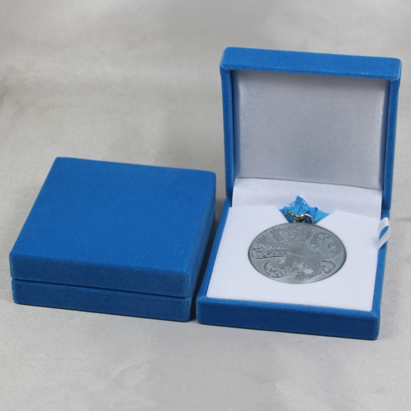 Предмет V-06 квадратная пластиковая коробка для фланели для монеты 50-60 мм, значок, запонки, зажим для галстука, медаль и т. Д. Мм. 88 * 91 ...