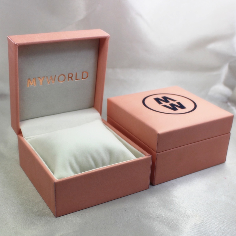 Item V-05 square Пластмассовый кожзаменитель Бумажная коробка для часов. мм. 100 * 100 * 60, весит около 194 г