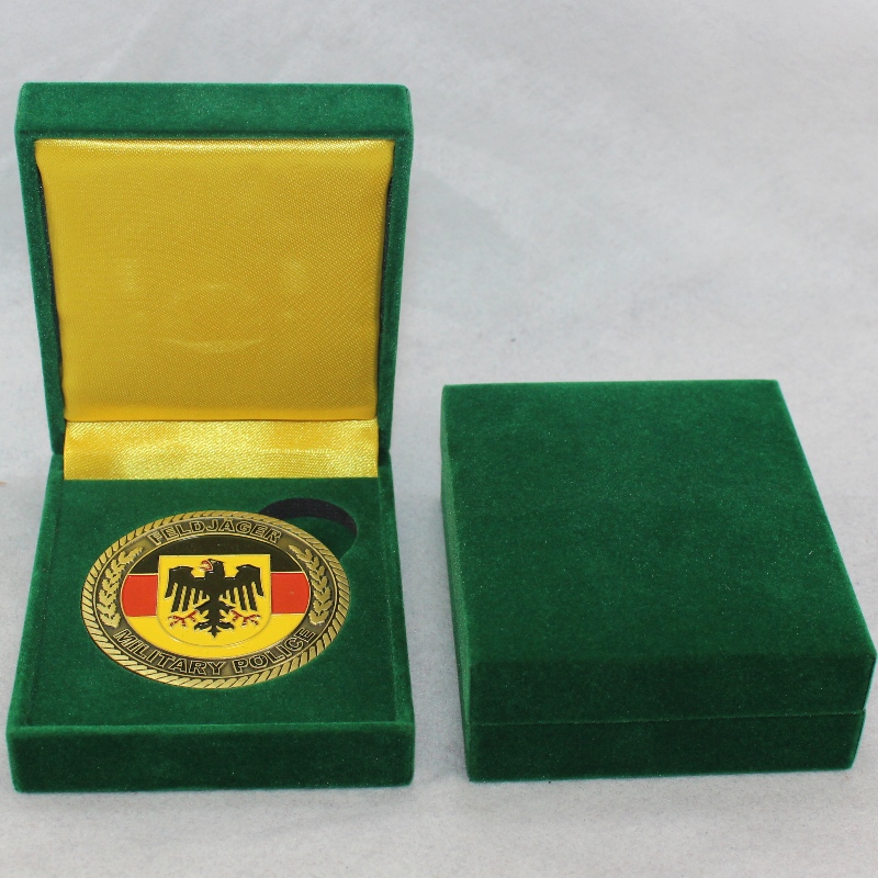 Предмет V-17 квадратный кожзаменитель Бумажная коробка для монеты 45 * 53 мм, значок, запонки, зажим для бумажника и т. Д. Мм. 68 * 80 * 30, ве...