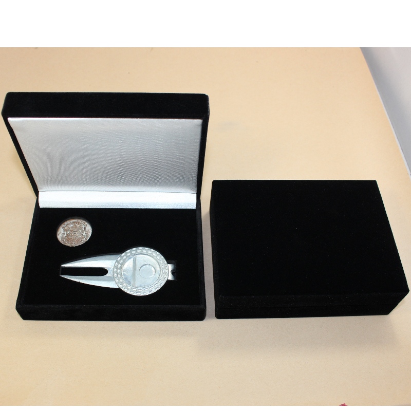 Проект V - 18 двойной монеты или медали и эмблемы 60 * 100 мм и т.д.120 * 90 * 40, вес около 135g