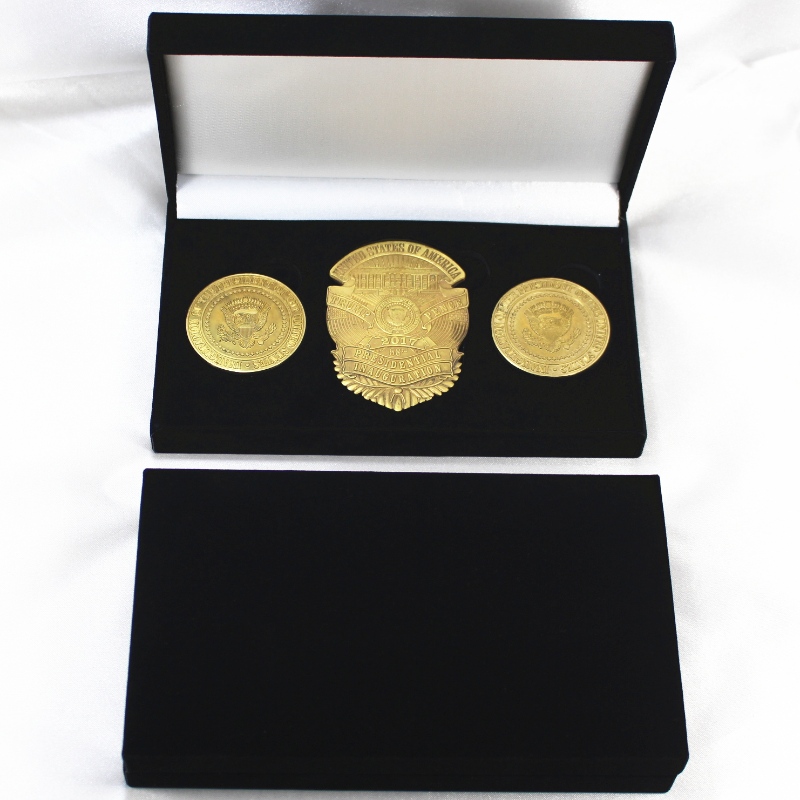 изделие V - 18L прямоугольная ворсовая коробка, 150 * 75мм двойной монеты, значок, запонки и так далее.174 * 102 * 32, вес около 168г