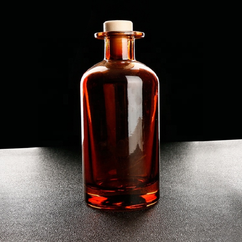 Цветная стеклянная бутылка с диффузором Reed с высоким качеством