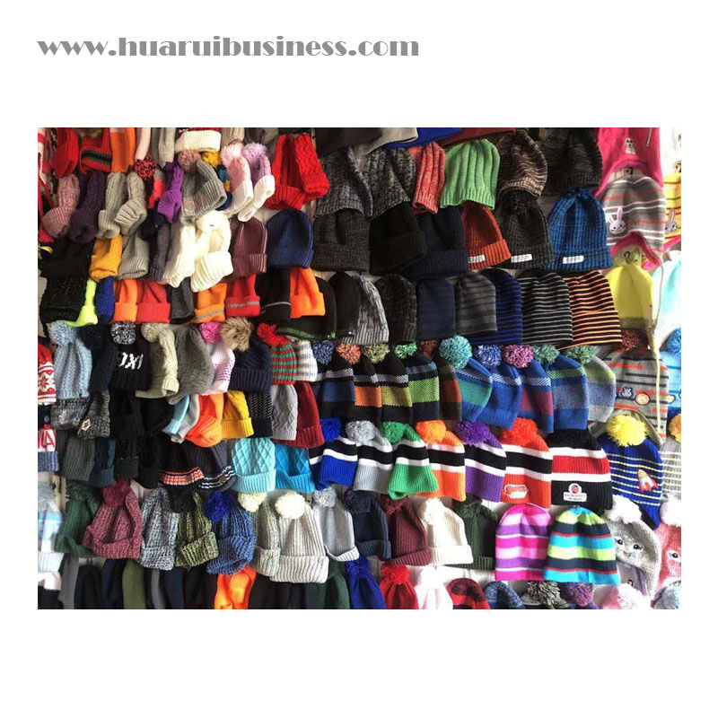 Алексей вязаный медвежонок шапка, акриловая трикотажная шапка, фрак - хвост, зимняя шапка, карманник, медвежонок с рукавами, чисто - цветная, с вышивкой