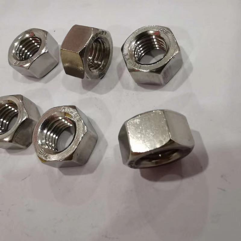 анкерный болт