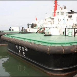 корабельный буксирный резиновый протектор