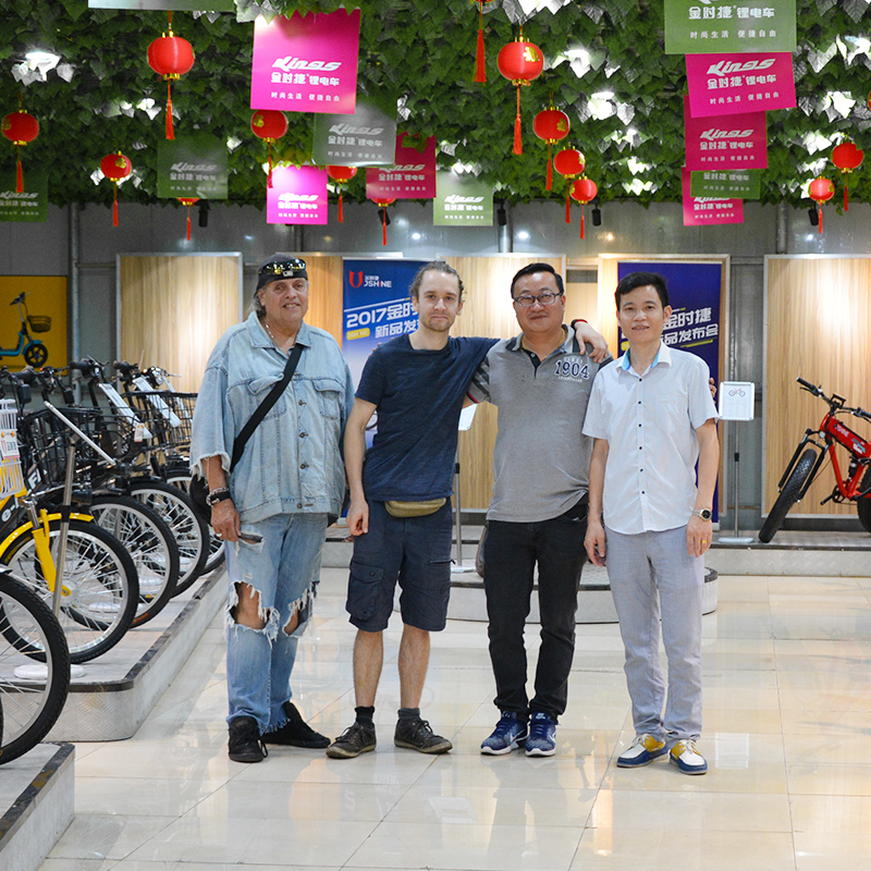 зарубежные друзья приехали на нашу компанию