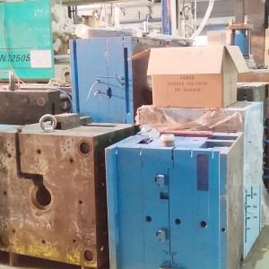 Высокое качество Шэньчжэнь пресс-форм завод индивидуальные машины пластиковые детали литья под давлением